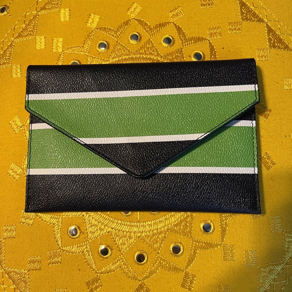 Vera Bradley Envelope Clutch magnetic closure navy green white